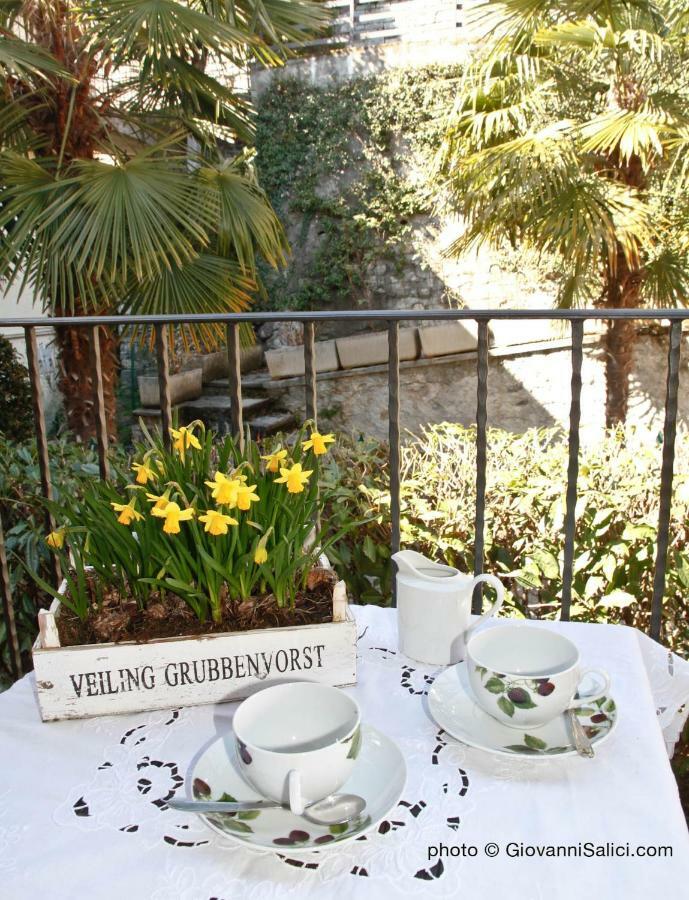 Appartamento Casa Azzurra Menaggio Esterno foto